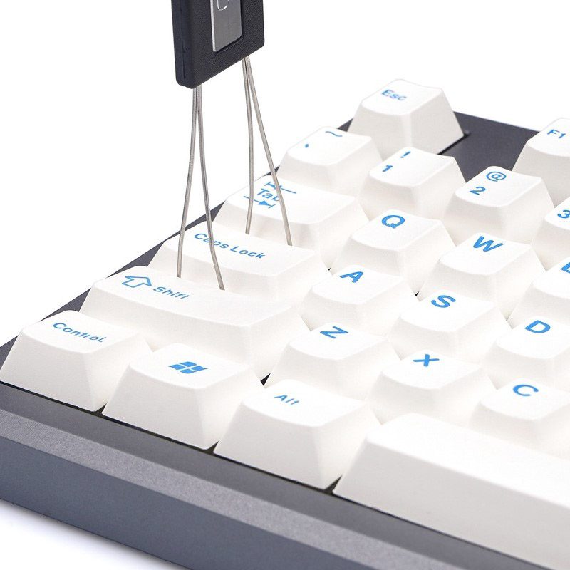 how to clean a computer keyboard