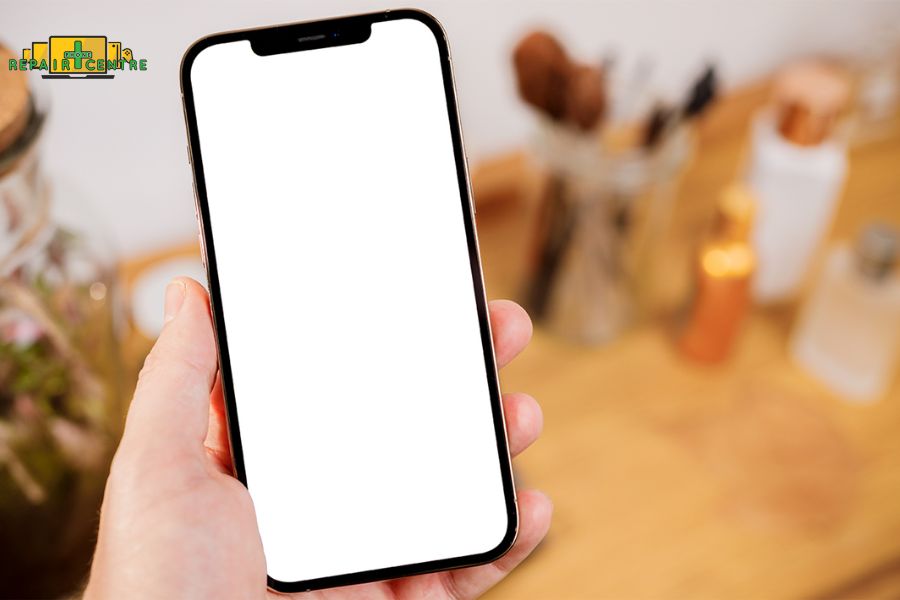 white screen of iphone