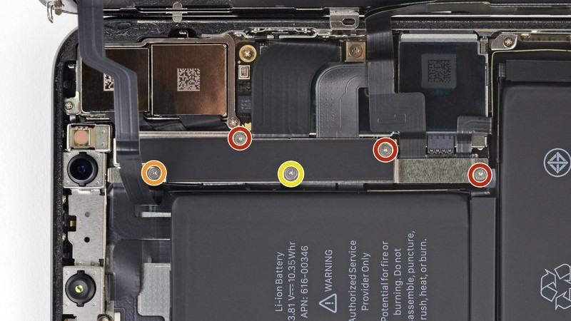 Step 13: Remove Five Y000 Screws from the Logic Board Connector Bracket